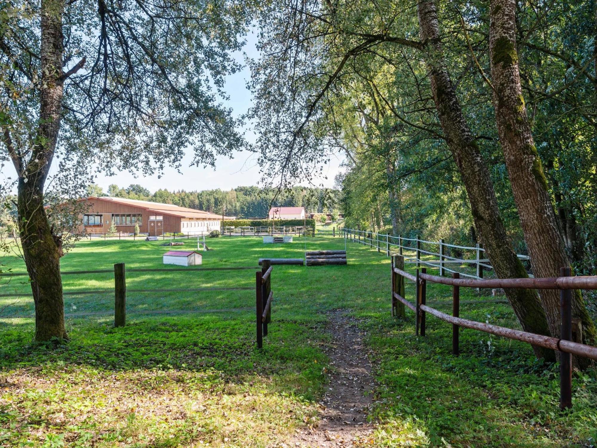 Holiday Home On A Horse Farm In The L Neburg Heath Eschede Exterior photo