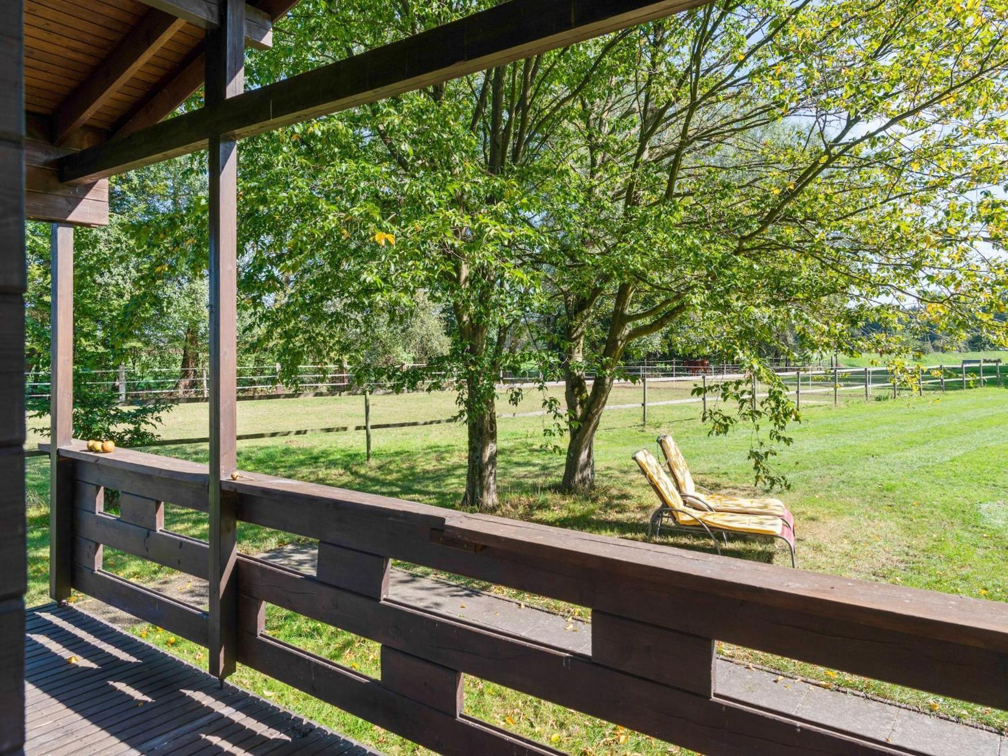 Holiday Home On A Horse Farm In The L Neburg Heath Eschede Exterior photo